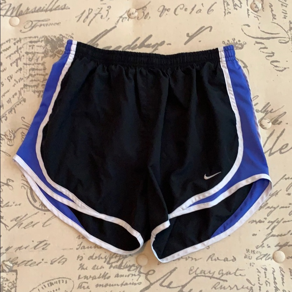 Running shorts